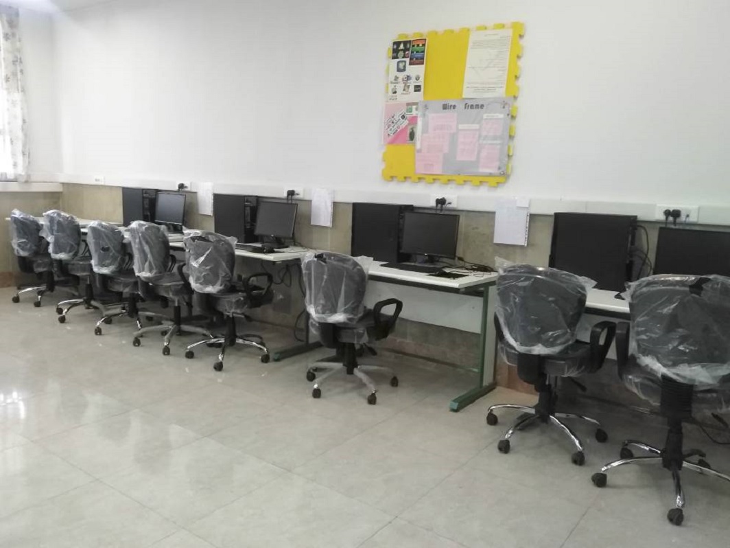 هنرستان فنی دختران